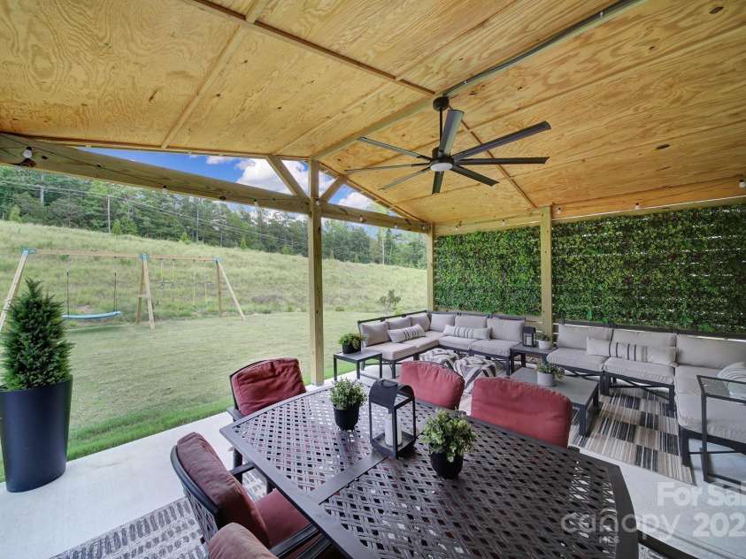 628 Mile Creek Road, Edgemoor, SC 29712.  MLS# CAR4278117, YatesRealty ID 32876. 