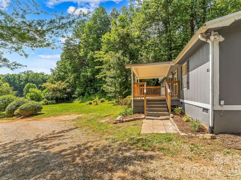 771 Hoppy Tom Hollow Road, Marion, NC 28752.  MLS# CAR4391931, YatesRealty ID 32876. 