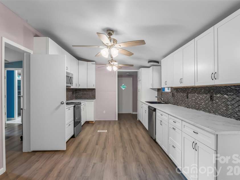 771 Hoppy Tom Hollow Road, Marion, NC 28752.  MLS# CAR4391931, YatesRealty ID 32876. 