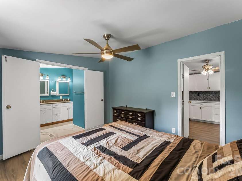 771 Hoppy Tom Hollow Road, Marion, NC 28752.  MLS# CAR4391931, YatesRealty ID 32876. 