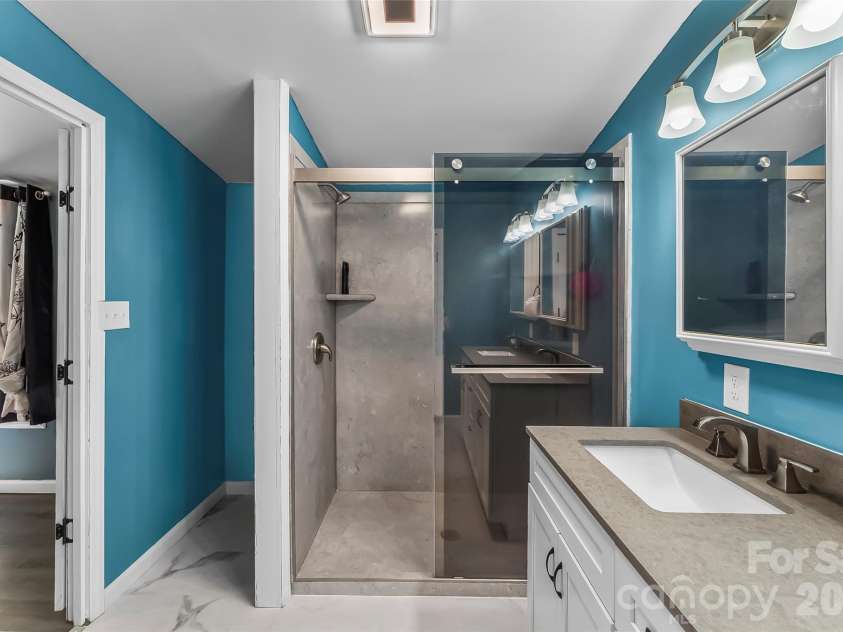771 Hoppy Tom Hollow Road, Marion, NC 28752.  MLS# CAR4391931, YatesRealty ID 32876. 