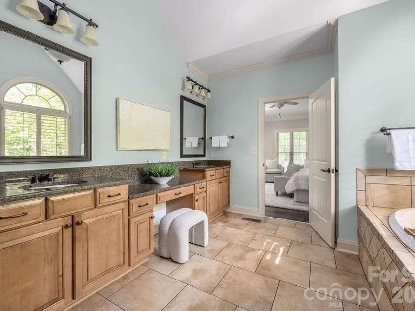 8325 Curico Lane, Charlotte, NC 28227.  MLS# CAR4387517, YatesRealty ID 32877. 