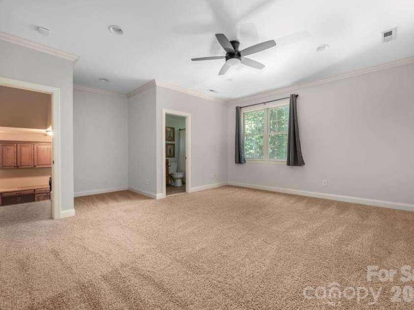 8325 Curico Lane, Charlotte, NC 28227.  MLS# CAR4387517, YatesRealty ID 32877. Bonus/ Flex Space Second level with Ensuite