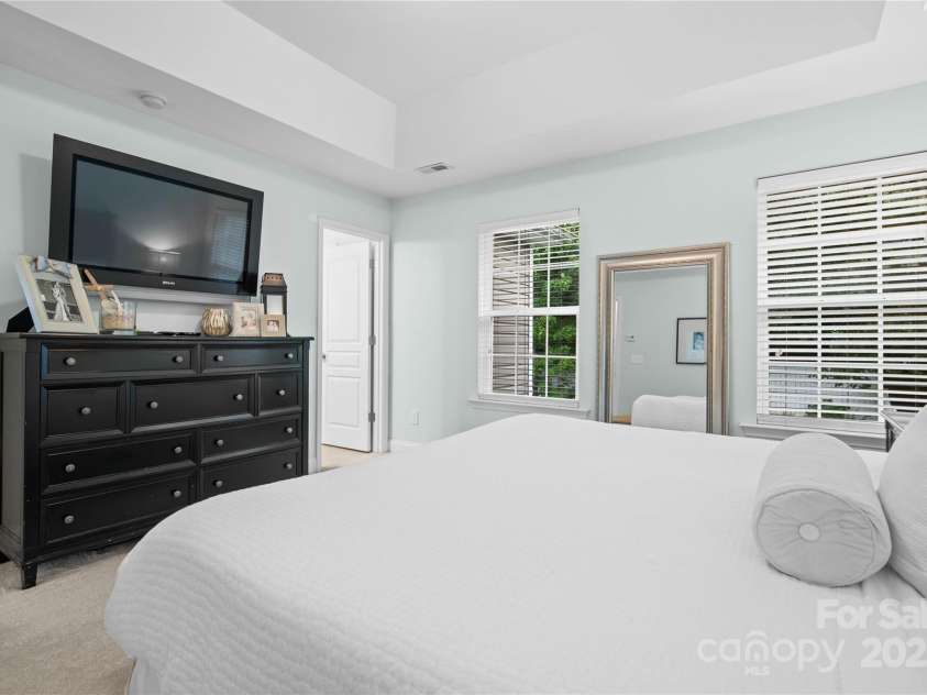 19333 Pocono Lane, Cornelius, NC 28031.  MLS# CAR4286537, YatesRealty ID 32878. Primary bedroom