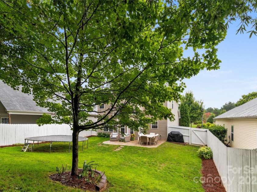 19333 Pocono Lane, Cornelius, NC 28031.  MLS# CAR4286537, YatesRealty ID 32878. Tons of room to kick a ball around.