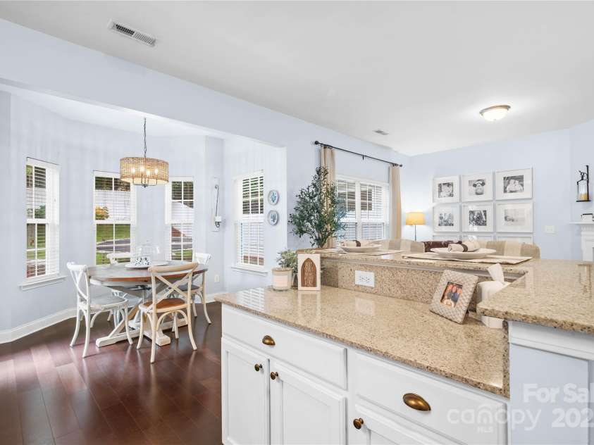 19333 Pocono Lane, Cornelius, NC 28031.  MLS# CAR4286537, YatesRealty ID 32878. Upgraded designer cabinet hardware.