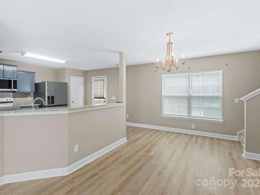 632 Pawley Drive, Charlotte, NC 28214.  MLS# CAR4287199, YatesRealty ID 32879. 