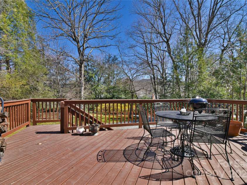 302 Montreat Road, Black Mountain, NC 28711.  MLS# CAR4234971, YatesRealty ID 3288. Expansive Back Deck