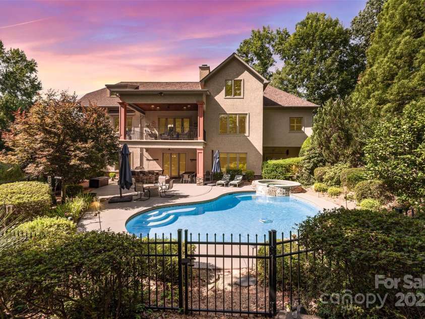 131 Quiet Waters Road, Belmont, NC 28012.  MLS# CAR4283418, YatesRealty ID 32880. 