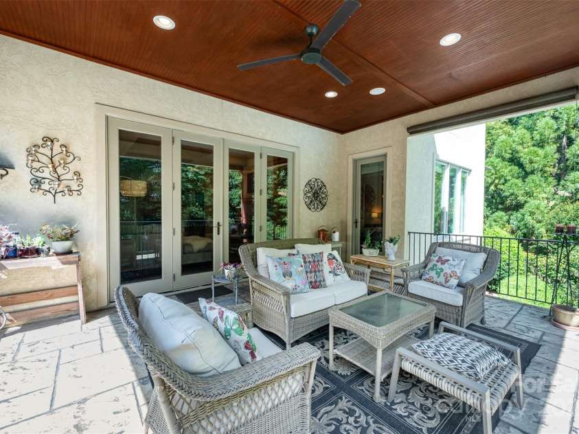 131 Quiet Waters Road, Belmont, NC 28012.  MLS# CAR4283418, YatesRealty ID 32880. 