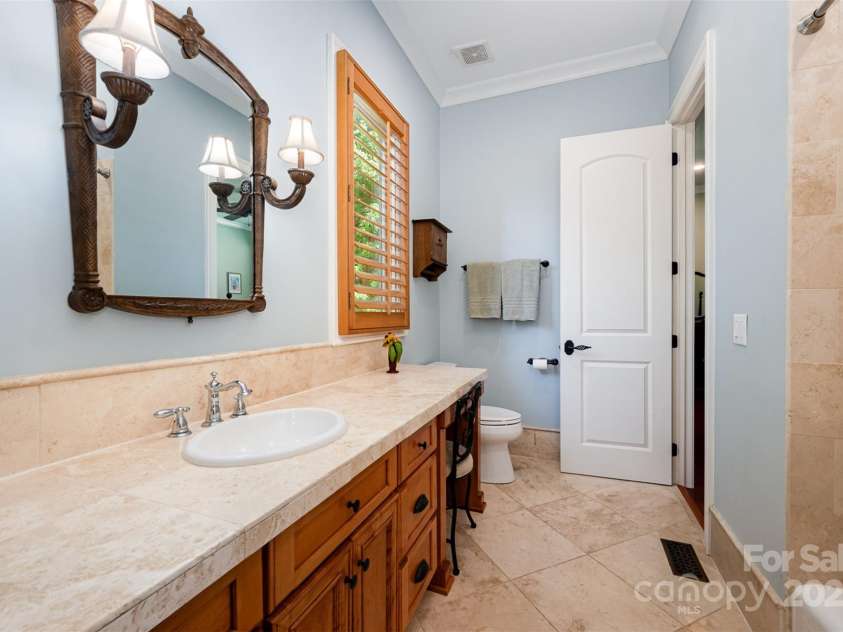 131 Quiet Waters Road, Belmont, NC 28012.  MLS# CAR4283418, YatesRealty ID 32880. 