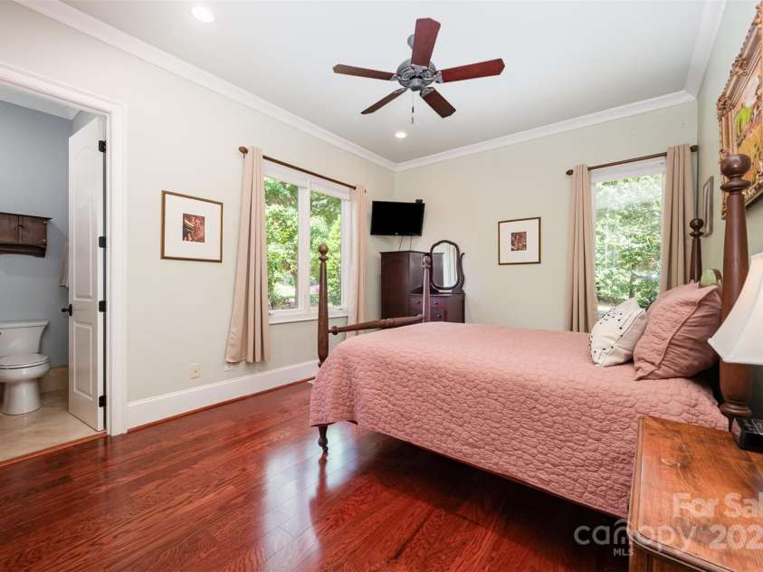 131 Quiet Waters Road, Belmont, NC 28012.  MLS# CAR4283418, YatesRealty ID 32880. 