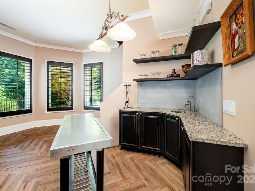 131 Quiet Waters Road, Belmont, NC 28012.  MLS# CAR4283418, YatesRealty ID 32880. 