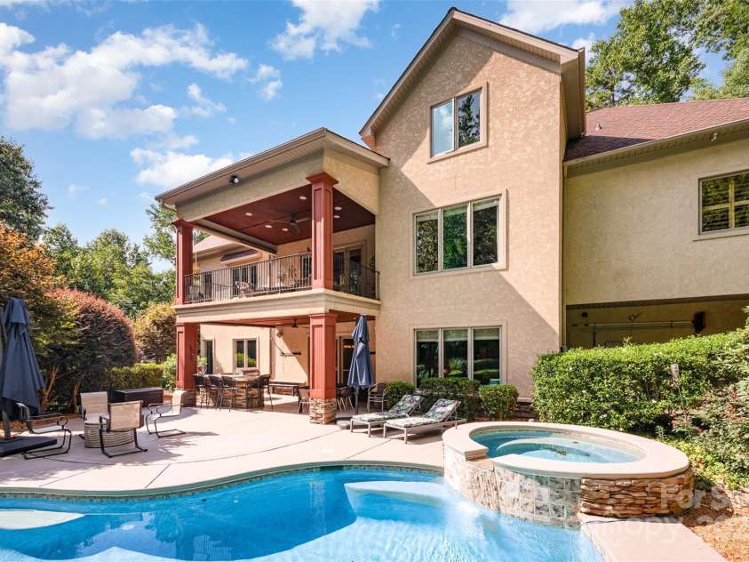 131 Quiet Waters Road, Belmont, NC 28012.  MLS# CAR4283418, YatesRealty ID 32880. 