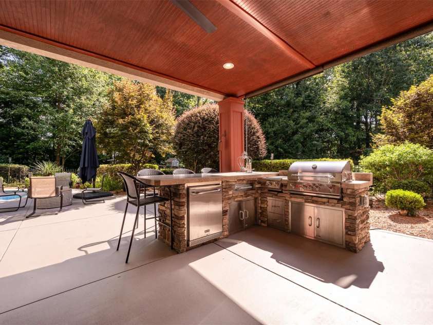 131 Quiet Waters Road, Belmont, NC 28012.  MLS# CAR4283418, YatesRealty ID 32880. 