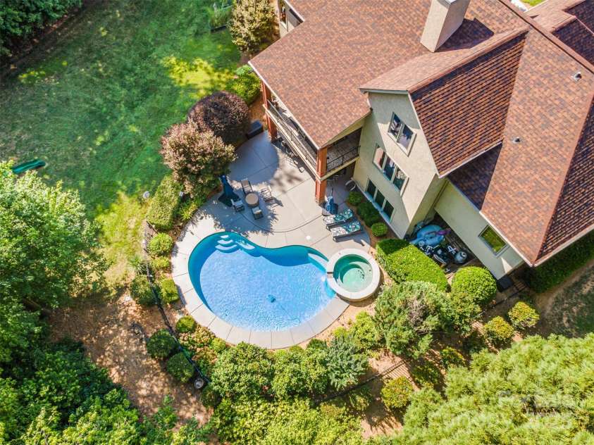 131 Quiet Waters Road, Belmont, NC 28012.  MLS# CAR4283418, YatesRealty ID 32880. 