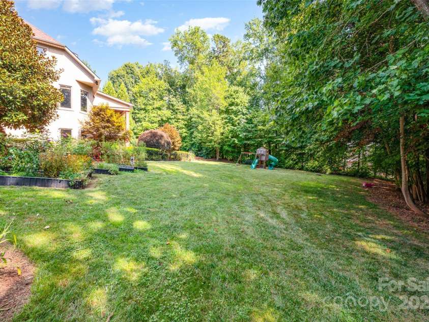 131 Quiet Waters Road, Belmont, NC 28012.  MLS# CAR4283418, YatesRealty ID 32880. 