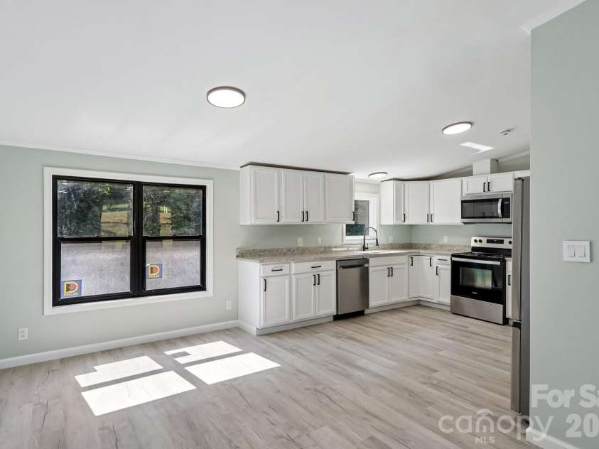 4126 Ritchfield Drive, Lincolnton, NC 28092.  MLS# CAR4394146, YatesRealty ID 32880. 