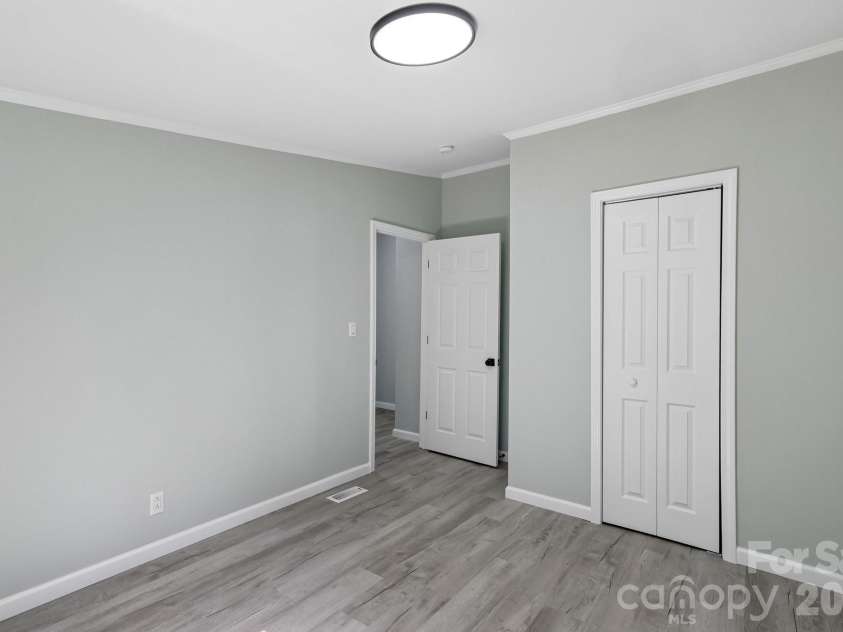 4126 Ritchfield Drive, Lincolnton, NC 28092.  MLS# CAR4394146, YatesRealty ID 32880. 