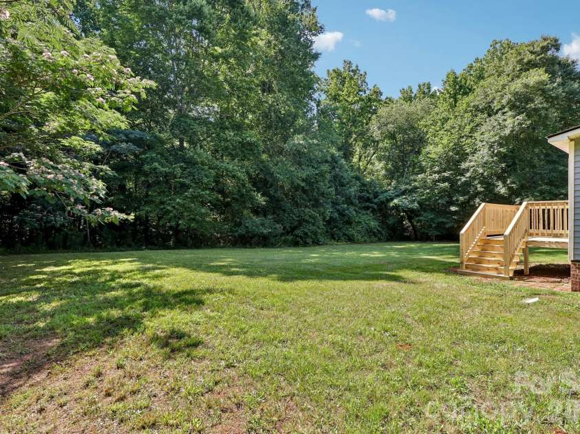 4126 Ritchfield Drive, Lincolnton, NC 28092.  MLS# CAR4394146, YatesRealty ID 32880. 