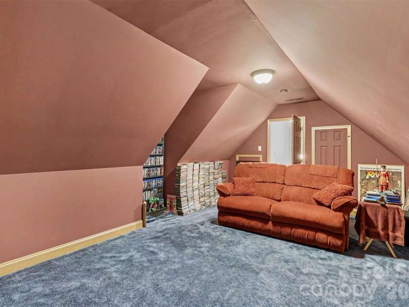 2024 Galena Chase Drive, Indian Trail, NC 28079.  MLS# CAR4393718, YatesRealty ID 32881. Flex room over garage