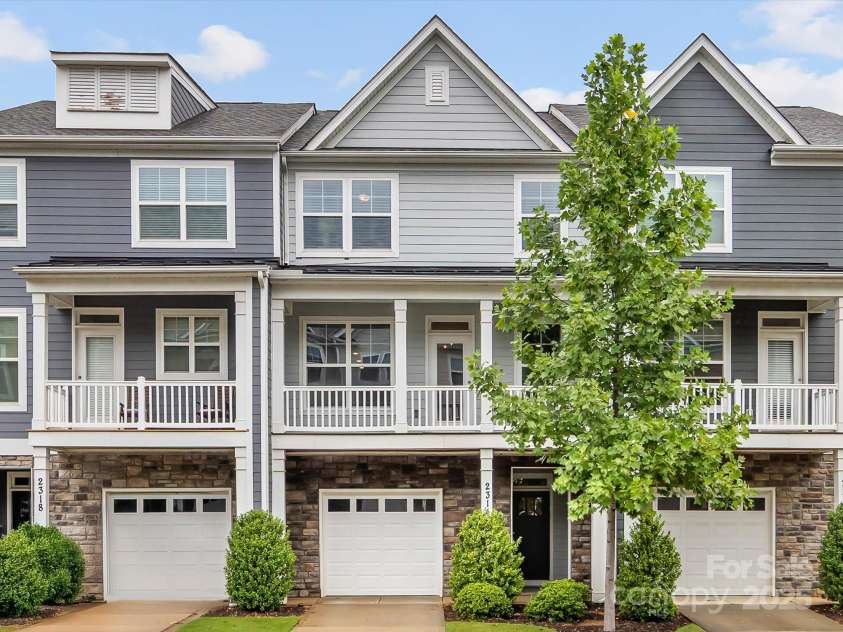 2314 Creekmere Lane, Charlotte, NC 28262.  MLS# CAR4290042, YatesRealty ID 32881. 