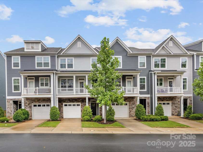 2314 Creekmere Lane, Charlotte, NC 28262.  MLS# CAR4290042, YatesRealty ID 32881. 