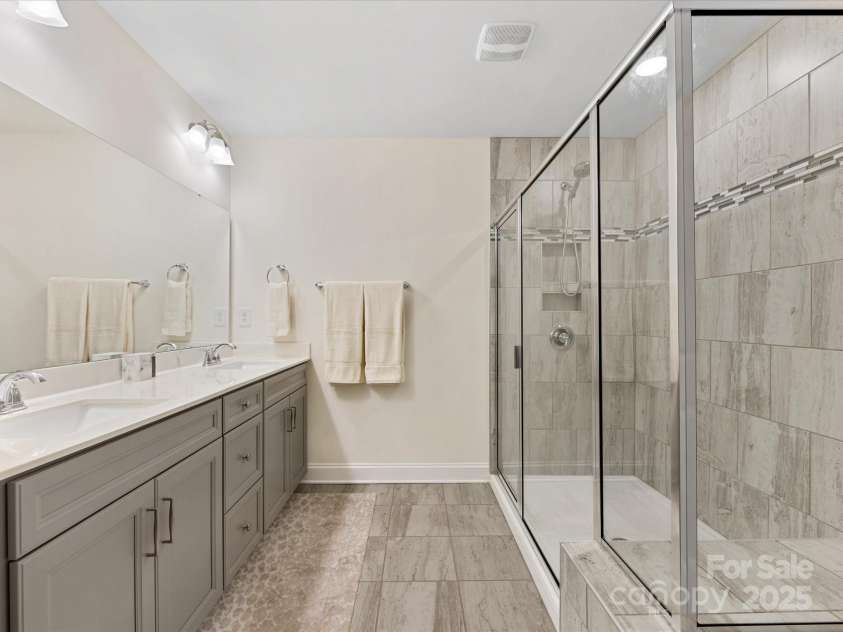 2314 Creekmere Lane, Charlotte, NC 28262.  MLS# CAR4290042, YatesRealty ID 32881. 