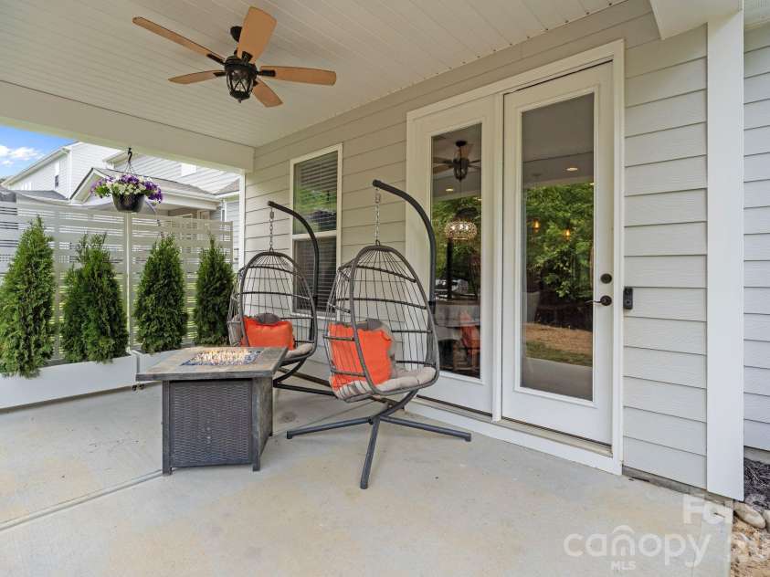 166 Stibbs Cross Road, Mooresville, NC 28115.  MLS# CAR4380055, YatesRealty ID 32883. 