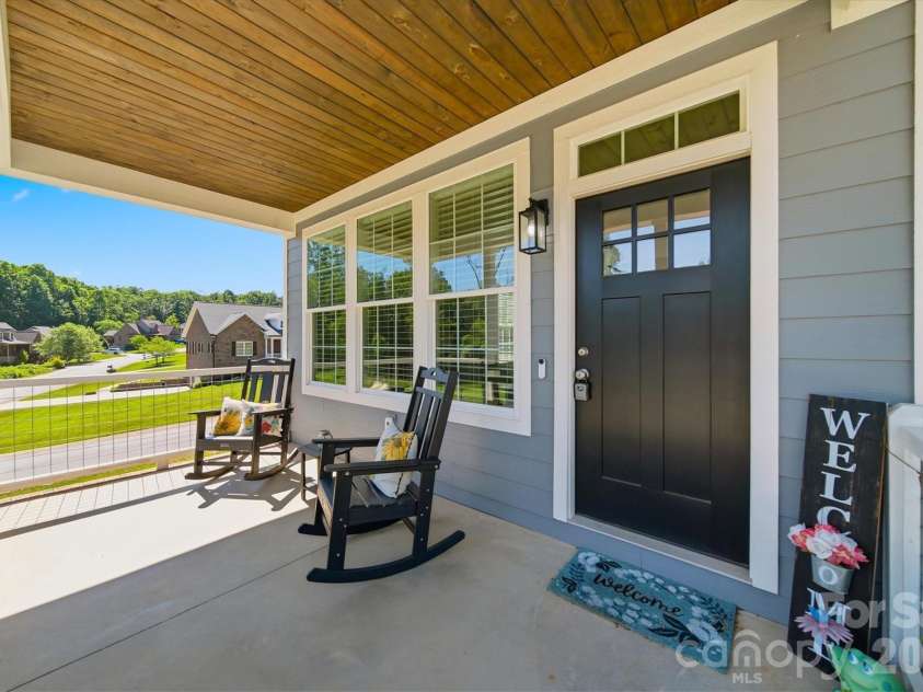 135 Maplewood Court, Hudson, NC 28638.  MLS# CAR4392707, YatesRealty ID 32884. 