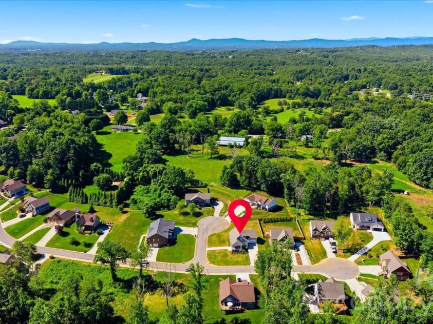 135 Maplewood Court, Hudson, NC 28638.  MLS# CAR4420699, YatesRealty ID 32884. 