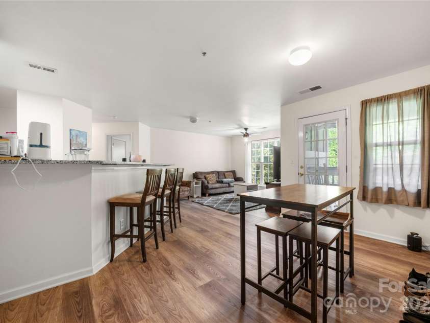 9909 Campus Walk Lane, Charlotte, NC 28262.  MLS# CAR4286244, YatesRealty ID 32884. 