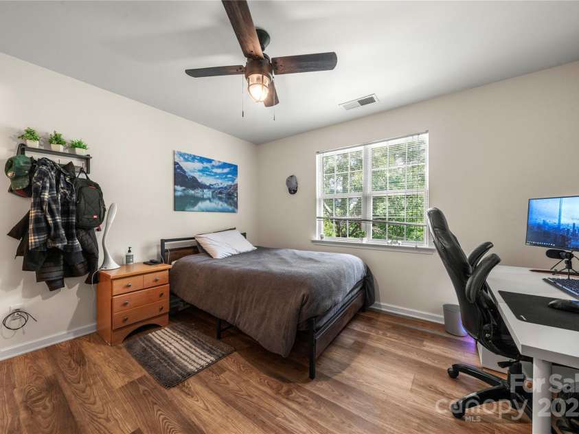 9909 Campus Walk Lane, Charlotte, NC 28262.  MLS# CAR4286244, YatesRealty ID 32884. 