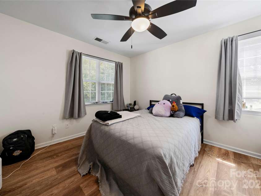 9909 Campus Walk Lane, Charlotte, NC 28262.  MLS# CAR4286244, YatesRealty ID 32884. 