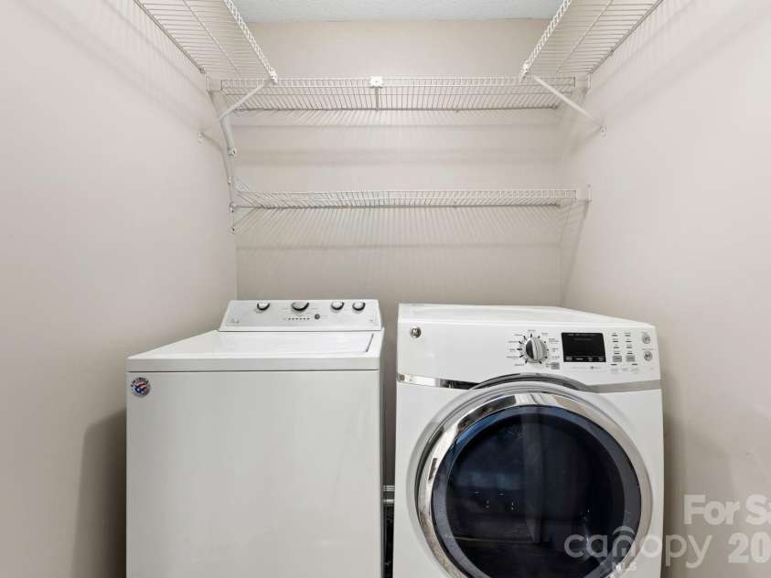 16 Trappers Run Drive, Asheville, NC 28805.  MLS# CAR4385728, YatesRealty ID 32885. Laundry upper level