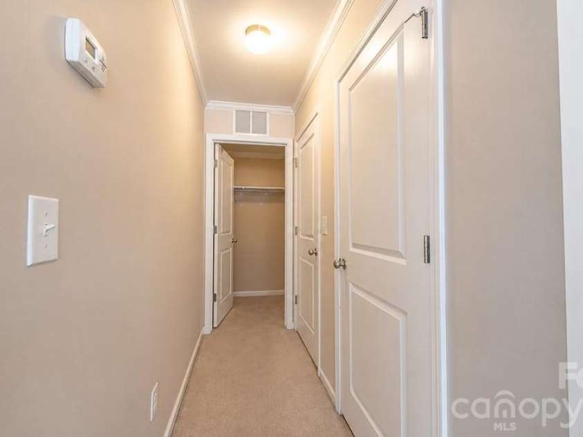 908 Sherman Street, Gastonia, NC 28052.  MLS# CAR4389637, YatesRealty ID 32886. 
