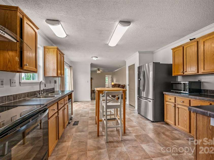 3842 Harris Creek Road, Lawndale, NC 28090.  MLS# CAR4286300, YatesRealty ID 32887. 