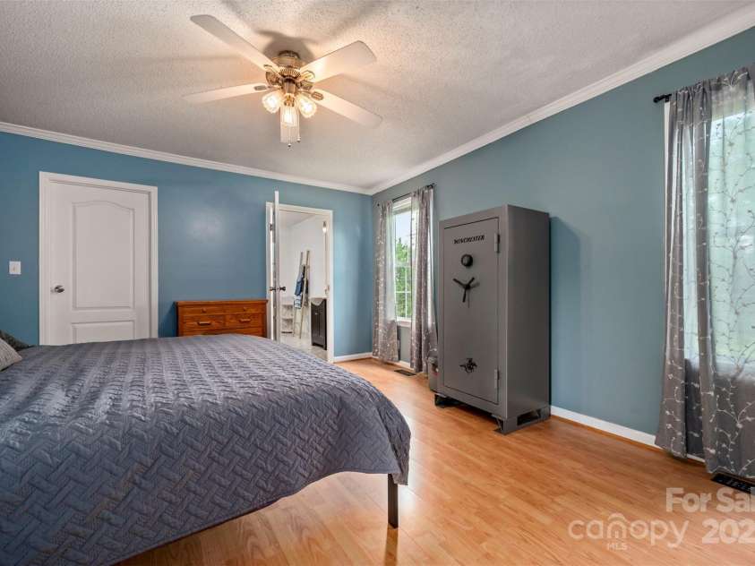 3842 Harris Creek Road, Lawndale, NC 28090.  MLS# CAR4286300, YatesRealty ID 32887. 