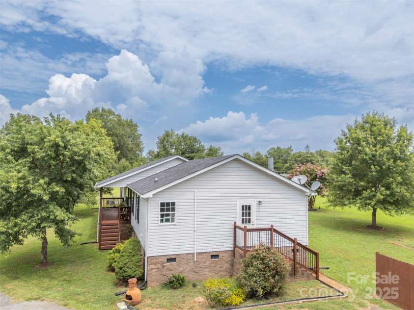 3842 Harris Creek Road, Lawndale, NC 28090.  MLS# CAR4286300, YatesRealty ID 32887. 