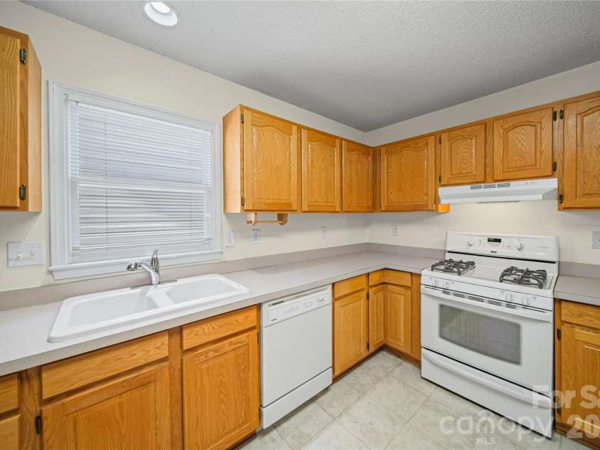 110 Hidden Creek Circle, Salisbury, NC 28147.  MLS# CAR4396967, YatesRealty ID 32888. 