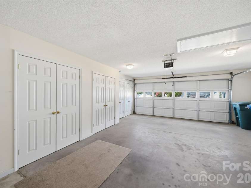 110 Hidden Creek Circle, Salisbury, NC 28147.  MLS# CAR4396967, YatesRealty ID 32888. 