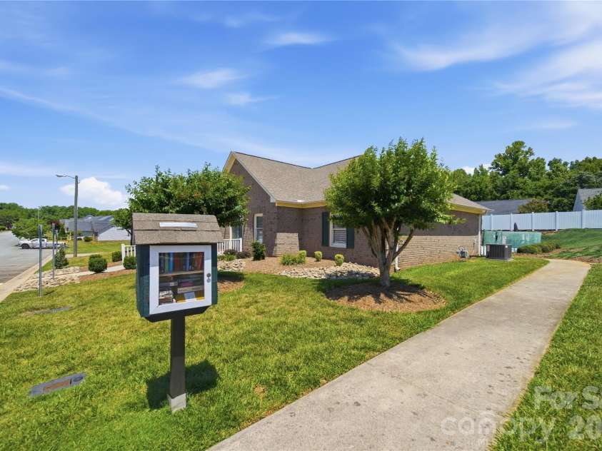 110 Hidden Creek Circle, Salisbury, NC 28147.  MLS# CAR4396967, YatesRealty ID 32888. 