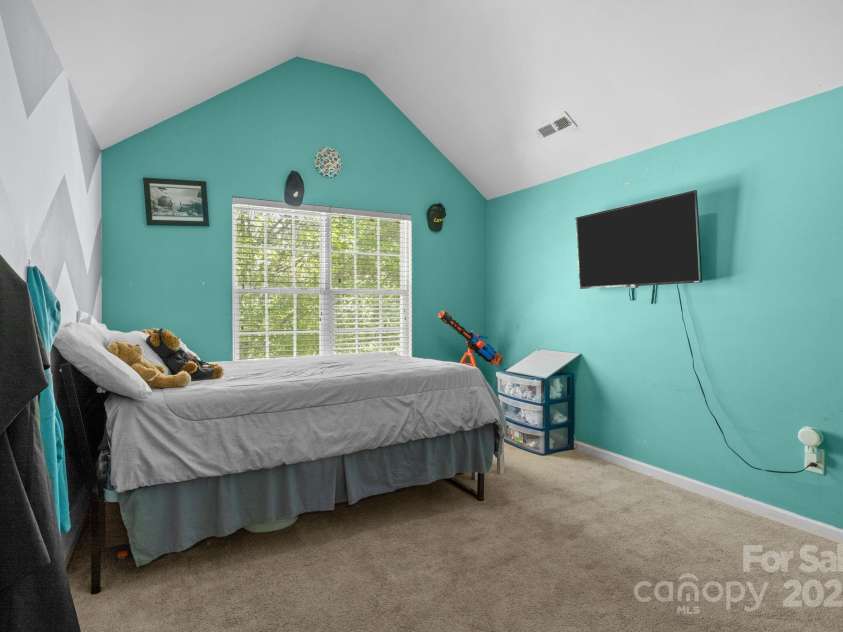 4205 Springhaven Drive, Charlotte, NC 28269.  MLS# CAR4275693, YatesRealty ID 32889. 5th bedroom
