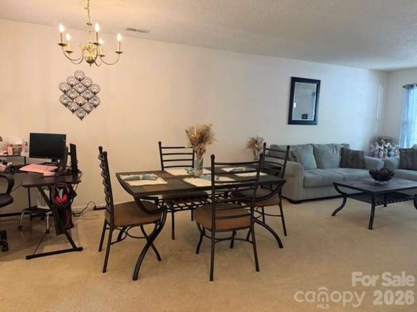 8053 Christmas Court, Charlotte, NC 28216.  MLS# CAR4396316, YatesRealty ID 32889. 