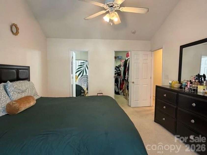 8053 Christmas Court, Charlotte, NC 28216.  MLS# CAR4396316, YatesRealty ID 32889. 