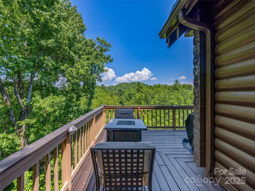 220 Circle Pines Drive, Rosman, NC 28772.  MLS# CAR4279416, YatesRealty ID 3289. 