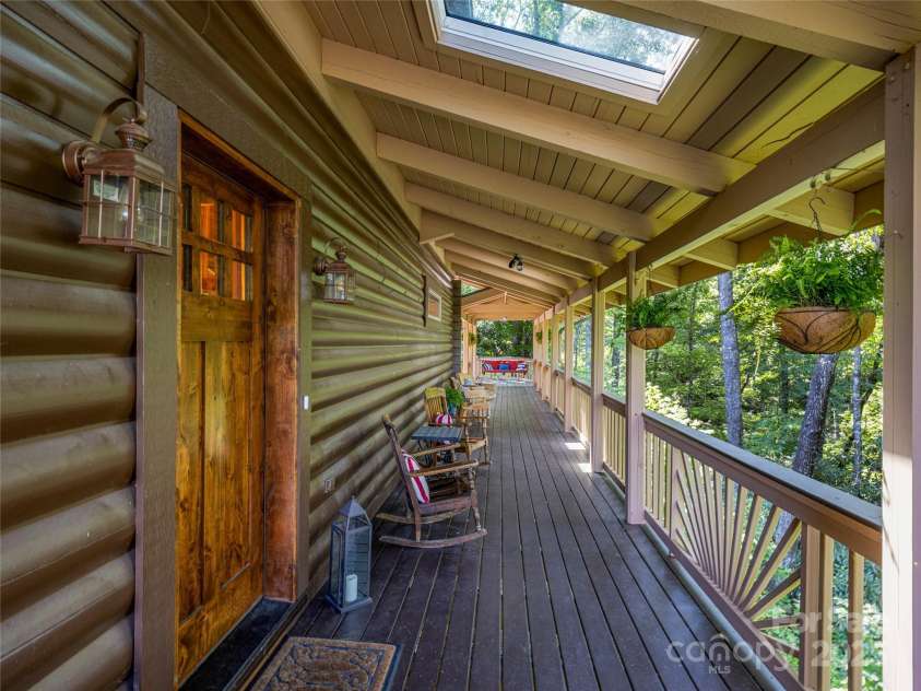 220 Circle Pines Drive, Rosman, NC 28772.  MLS# CAR4279416, YatesRealty ID 3289. 