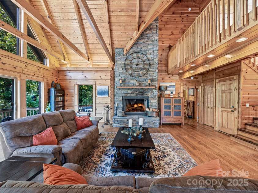 220 Circle Pines Drive, Rosman, NC 28772.  MLS# CAR4279416, YatesRealty ID 3289. 