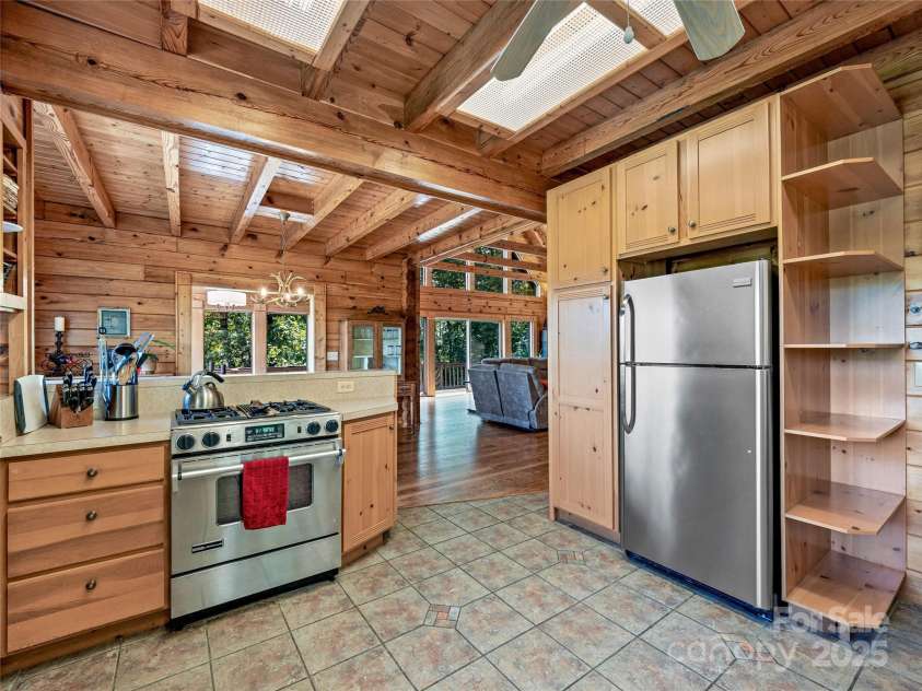 220 Circle Pines Drive, Rosman, NC 28772.  MLS# CAR4279416, YatesRealty ID 3289. 