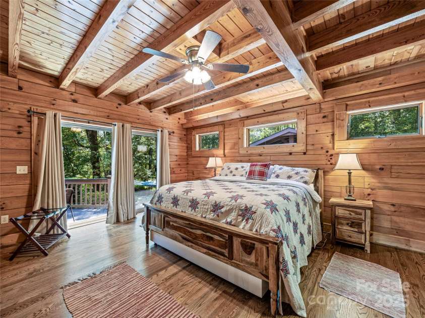 220 Circle Pines Drive, Rosman, NC 28772.  MLS# CAR4279416, YatesRealty ID 3289. 